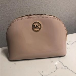 MK pouch